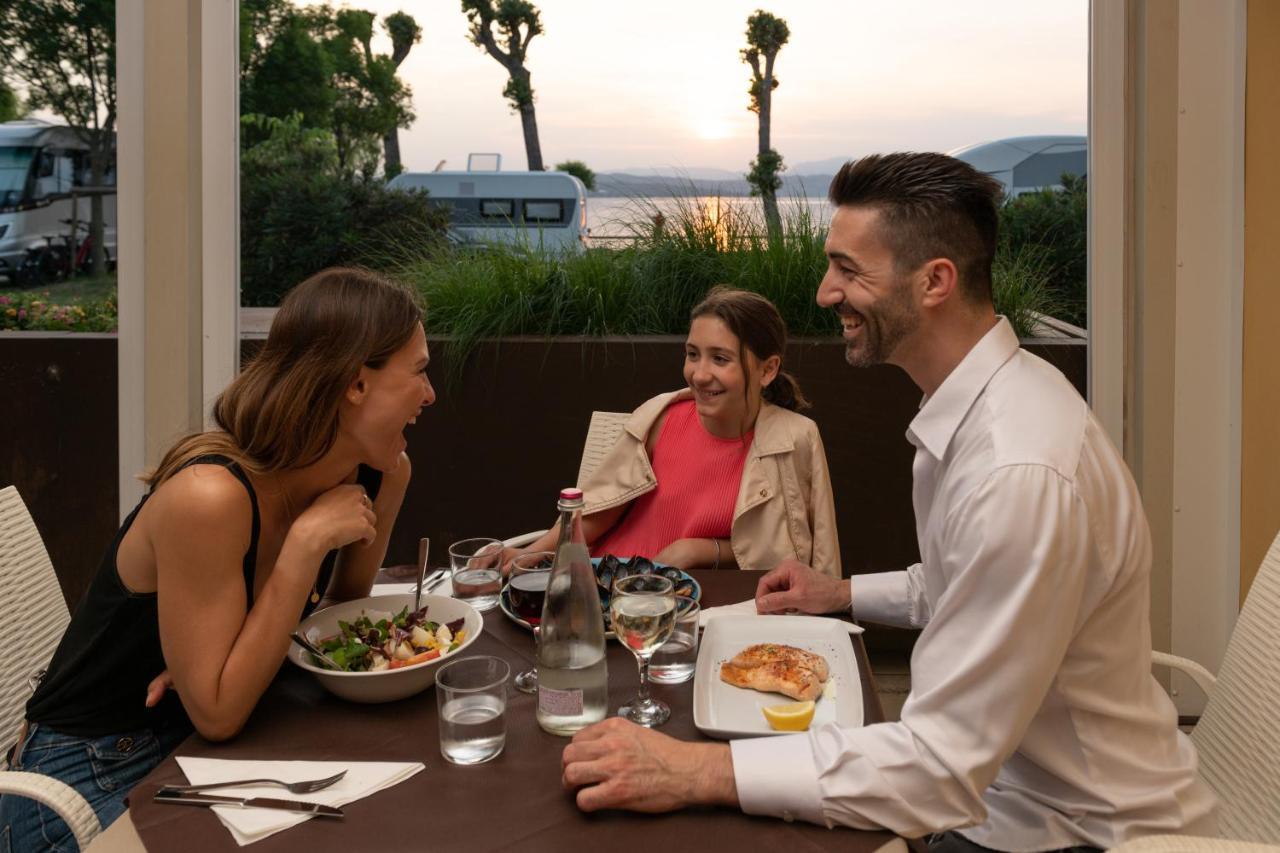 San Francesco Camping Village Desenzano del Garda Esterno foto
