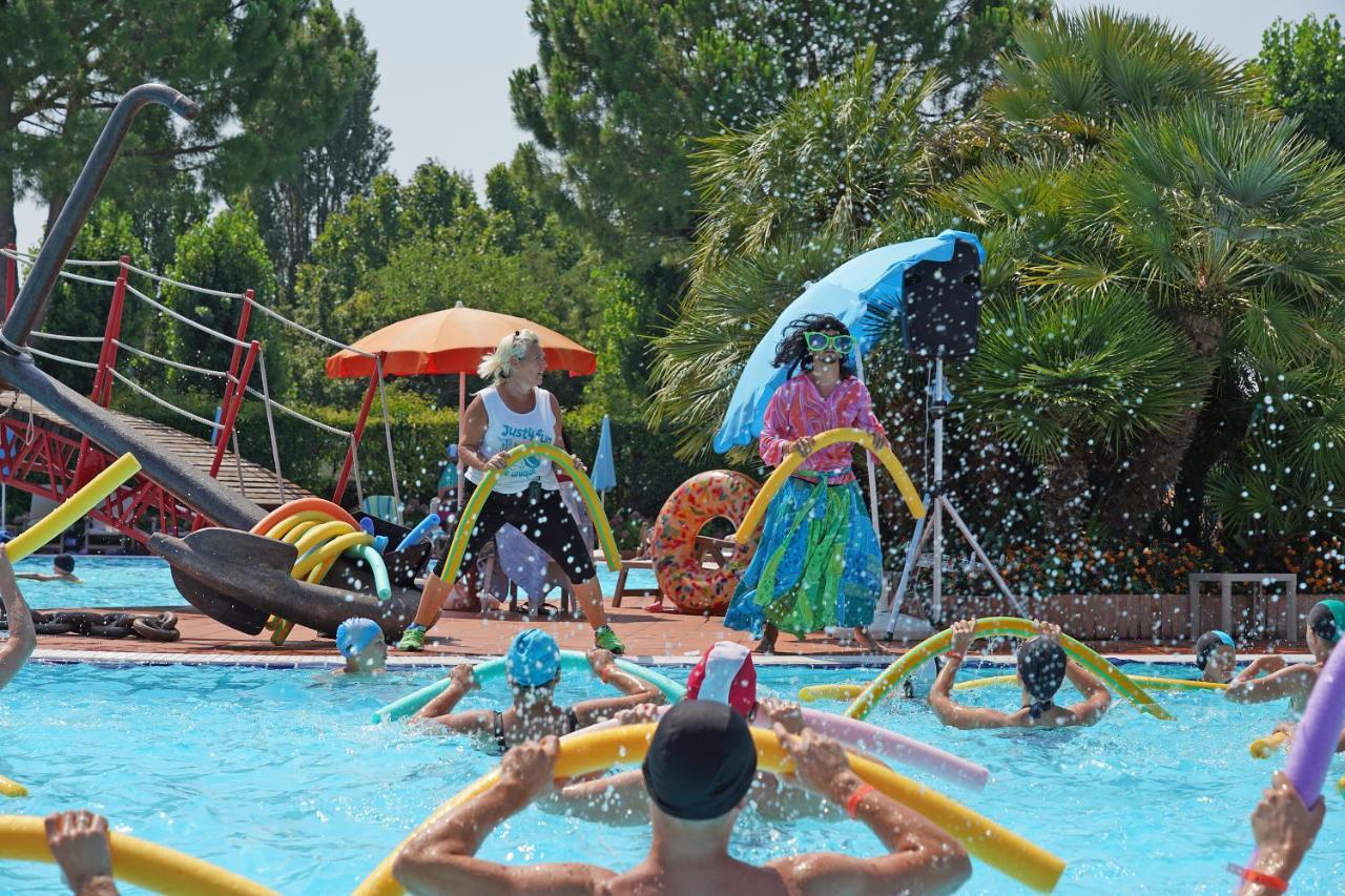 San Francesco Camping Village Desenzano del Garda Esterno foto