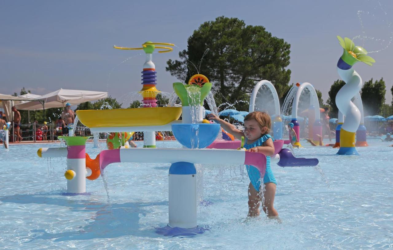 San Francesco Camping Village Desenzano del Garda Esterno foto