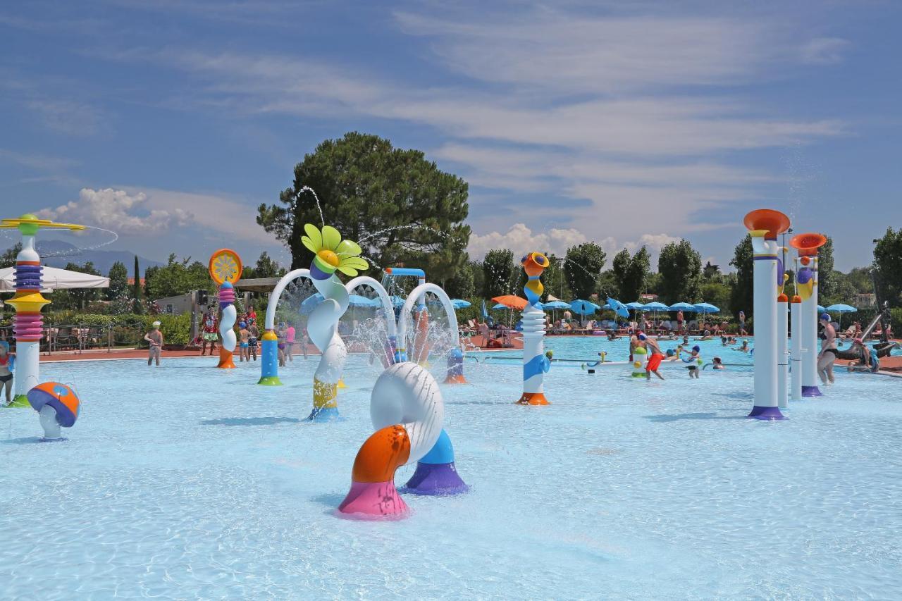 San Francesco Camping Village Desenzano del Garda Esterno foto