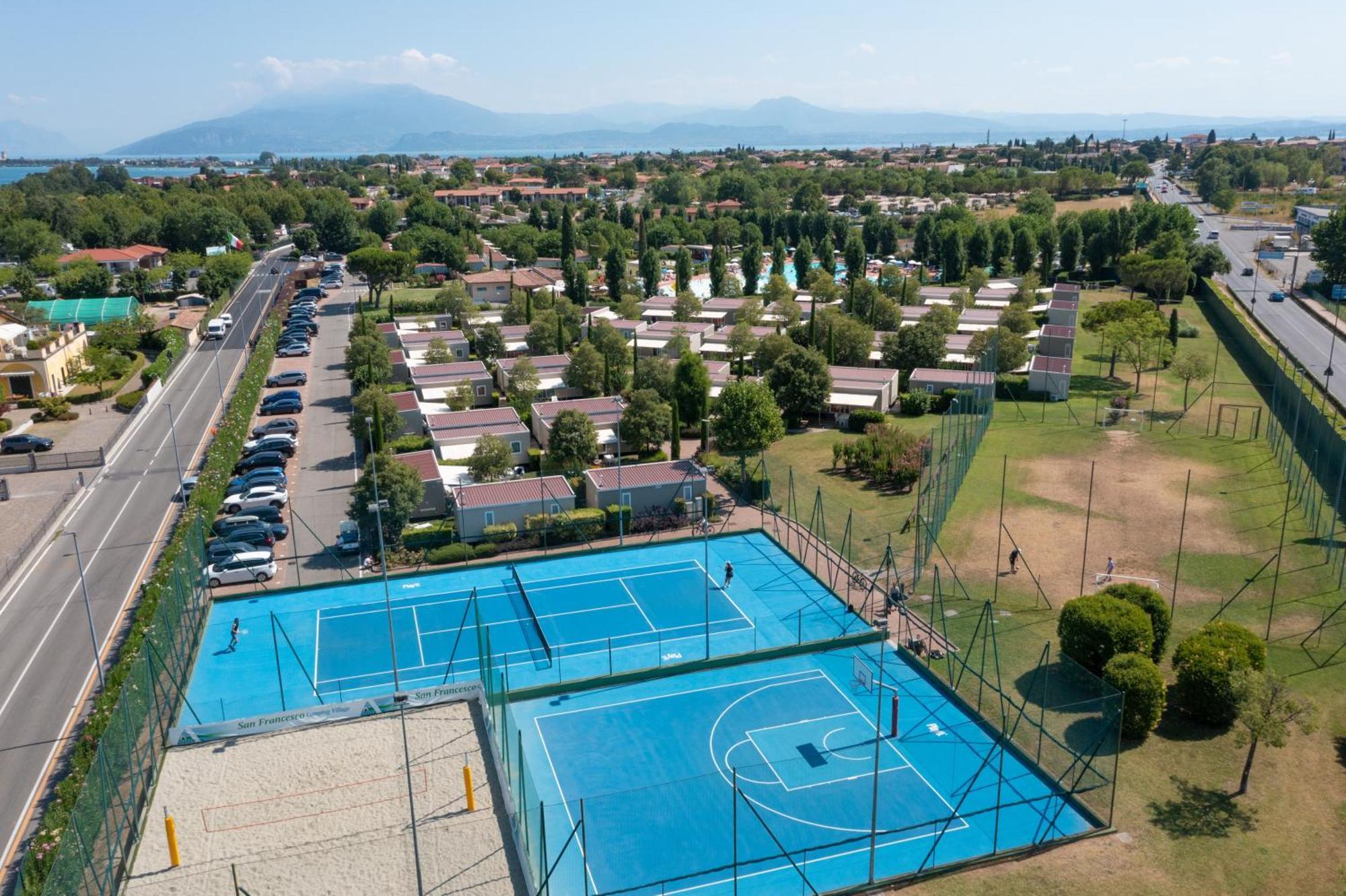 San Francesco Camping Village Desenzano del Garda Esterno foto