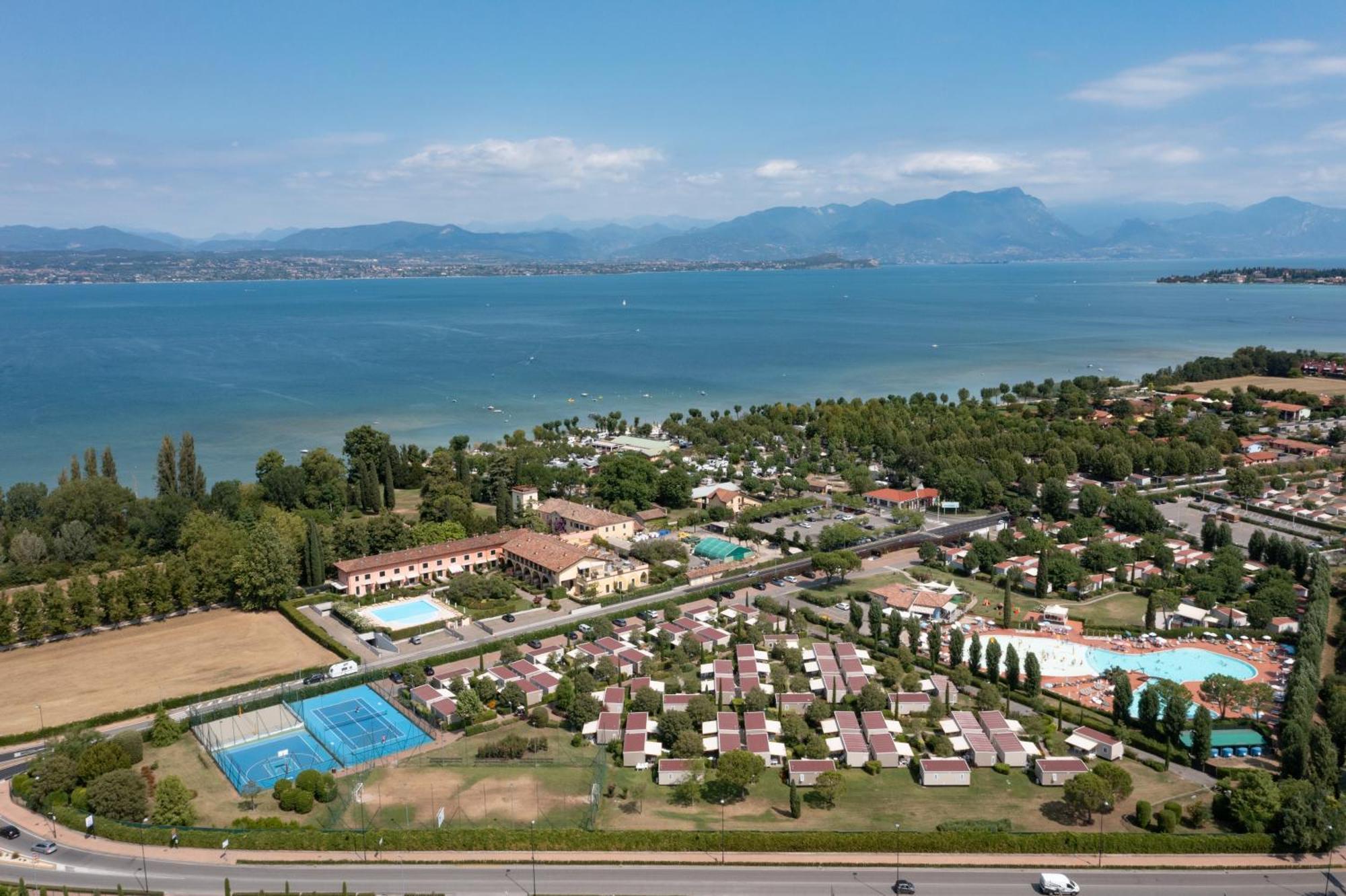San Francesco Camping Village Desenzano del Garda Esterno foto